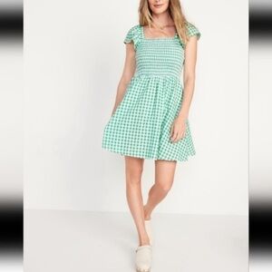 Old Navy Smocked Flutter Sleeve Gingham Mini Dress Fit and Flare Cottagecore M